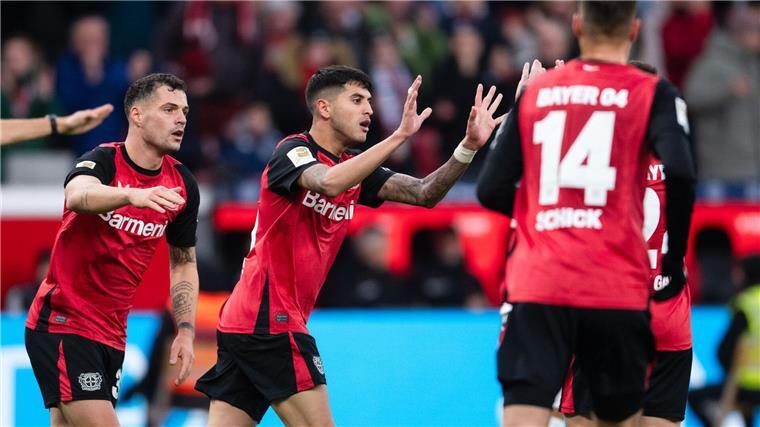 Bundesliga als letzte Titelchance Im Hinspiel gewann Bayer Leverkusen mit 5:2 gegen Heidenheim.