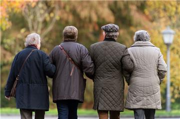 Im Jahr 2031 werden in der Wesermarsch fast ein Drittel der Bewohnerinnen und Bewohner älter sein als 65 Jahre. Das hat Auswirkungen auch auf die Einrichtungen, für die der Landkreis verantwortlich ist. 