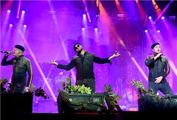Die Band K.I.Z bei einem Konzert.