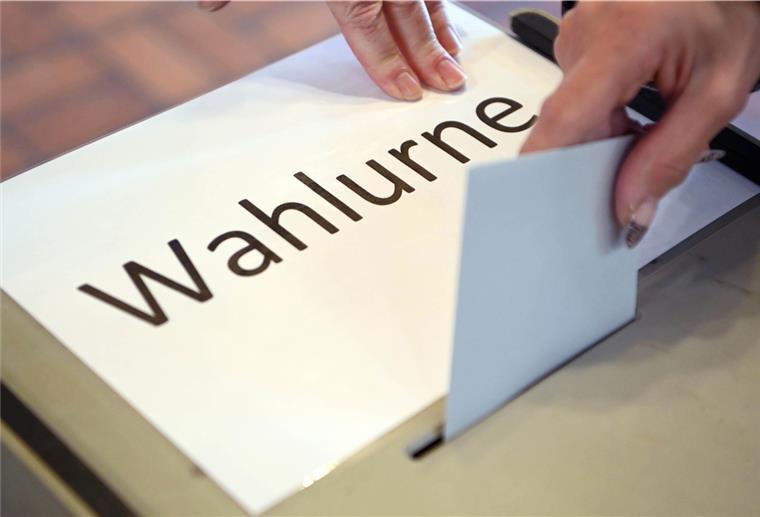 Wahlen im Cuxland: Kandidaten für Bundes- und Kreistag stehen fest Im Kreis Cuxhaven stehen alle Kandidaten für die Bundestagswahl und für die Kommunalwahlen fest.
