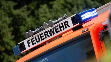 Im Landkreis Northeim kommt es wegen starken Regen zu mehreren Einsätzen der Feuerwehr. Ein Sprecher findet die Lage aber „überschaubar“. (Symbolbild)