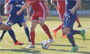 Im Männerbereich ist die Anzahl der Mannschaften im Bremerhavener Fußball zumindest in den letzten fünf Jahren fast konstant geblieben. Dafür gibt es seit 2016 keinen Ü32-Bereich mehr.