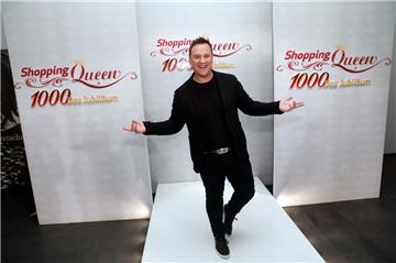 Im Oktober feierte Guido Maria Kretschmer die 1000. Folge "Shopping Queen". In dieser Woche ist er mit der Sendung in Bremen.