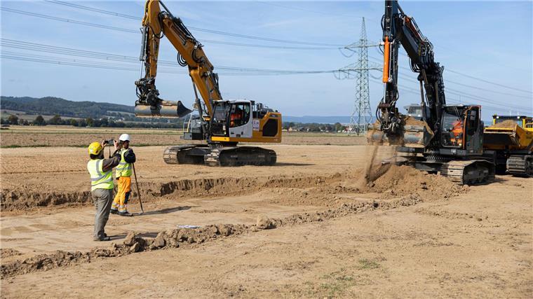 Suedlink: Letzter Abschnitt in Niedersachsen genehmigt Im Süden Niedersachsens wird bereits am Suedlkink gebaut. Jetzt gibt es auch weiter nördlich eine Genehmigung. (Archivbild)