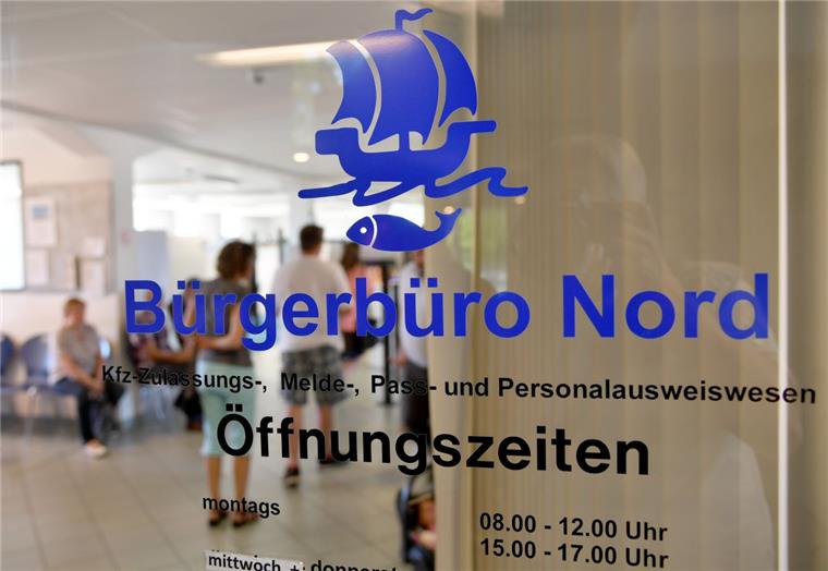 Im Vergleich zu Juli entspannt sich die Lage in den Bürgerbüros in Bremerhaven wieder etwas. Die Wartezeiten sind etwas geringer geworden, Mitarbeiter aus dem Urlaub zurück.