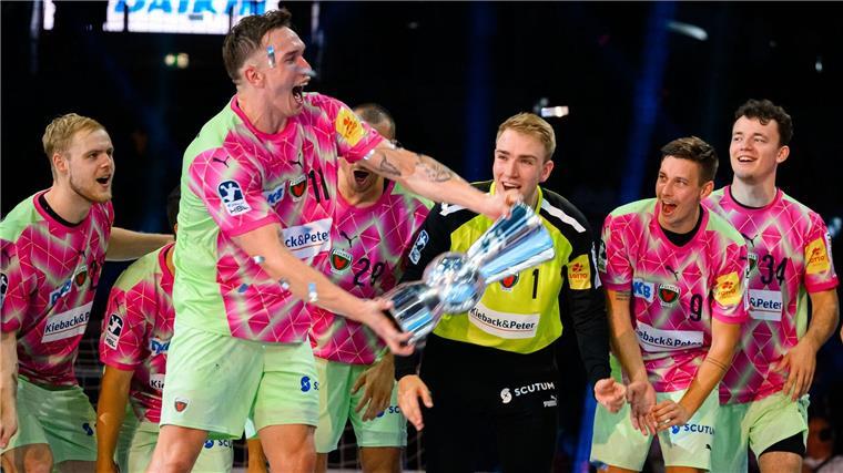Im Vorjahr gewannen die Füchse Berlin um Lasse Bredekjaer Andersson den Supercup.