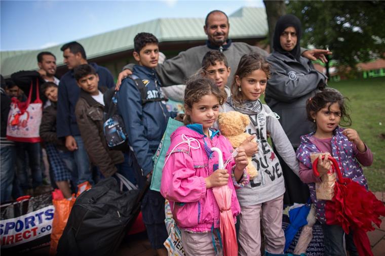 Immer mehr anerkannte syrische Flüchtlinge aus Ostdeutschland kommen nach Bremerhaven.