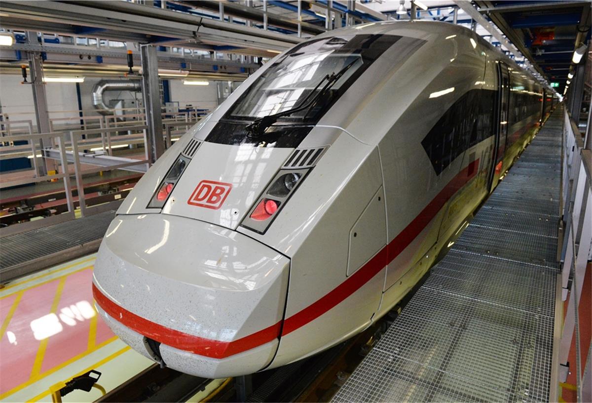 Deutsche Bahn rechnet mit starkem Pfingst-Verkehr Immer mehr ICE-4-Züge kommen auf die Schiene.