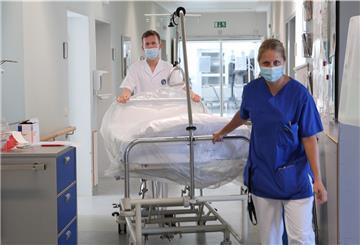 Immer mehr Krankenhäuser stehen finanziell unter Druck. Reformen müssen her.