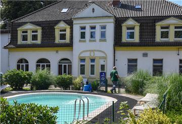 In Bad Bederkesa betreibt die BBU ein traditionelles Schullandheim mit angegliederten Ferienhäusern. Jetzt geht erst einmal nichts mehr.