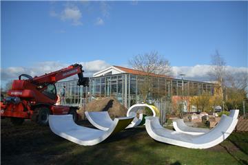 In Bad Bederkesa kann an der Moor-Therme mit dem Aufbau einer neuen Wasserrutsche begonnen werden.