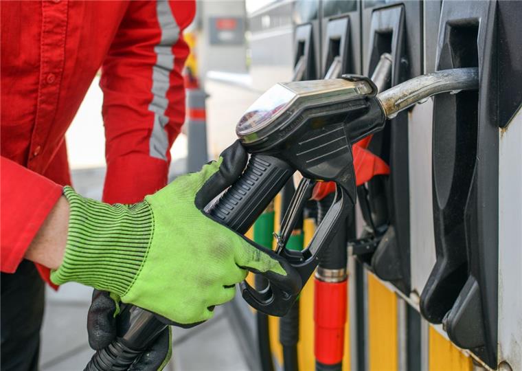 Tankbetrüger kommt gleich zweimal nach Bramstedt In Bramstedt (Landkreis Cuxhaven) hat ein Tankbetrüger für Schaden gesorgt.