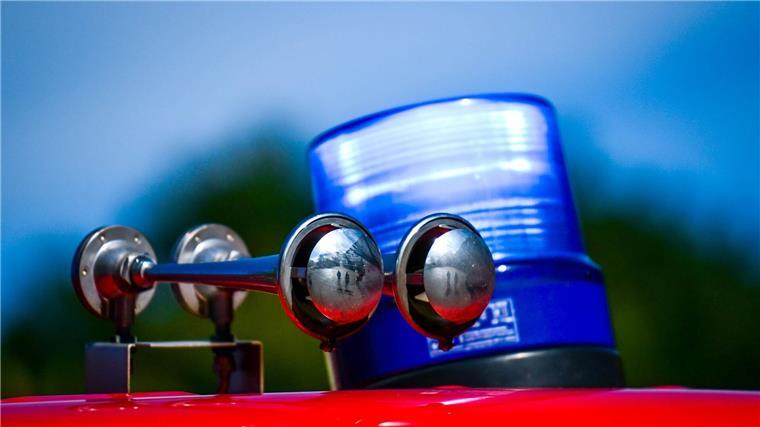 Ein Mensch bei Hausbrand in Bremen schwer verletzt In Bremen brannte ein Doppelhaus. (Symbolbild)