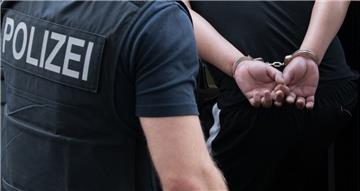 In Bremen und im niedersächsischen Umland ist die Polizei bei einer Razzia im Clan-Milieu tätig gewesen.


