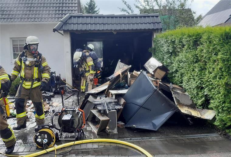 Garage in Bremerhaven-Lehe brennt aus In Bremerhaven-Lehe hat eine Garage gebrannt.