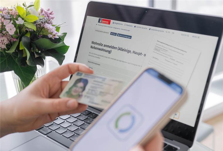 Jetzt auch für Familien möglich: Wohnsitz in Bremerhaven online anmelden In Bremerhaven muss man jetzt nicht mehr ins Bürgerbüro, um seinen Wohnsitz anzumelden. Die Stadt bietet ab sofort einen Online-Service an.