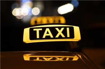 In Bremerhaven werden Taxifahrer gesucht.