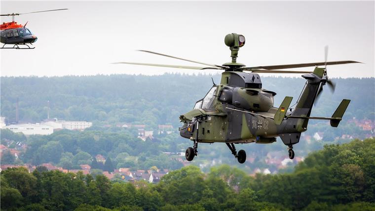 Heeresflieger und Logistikschule der Truppe geben Einblick In Bückeburg wurden beim „Tag der Bundeswehr“ unter anderem Hubschrauber präsentiert. (Archivbild)