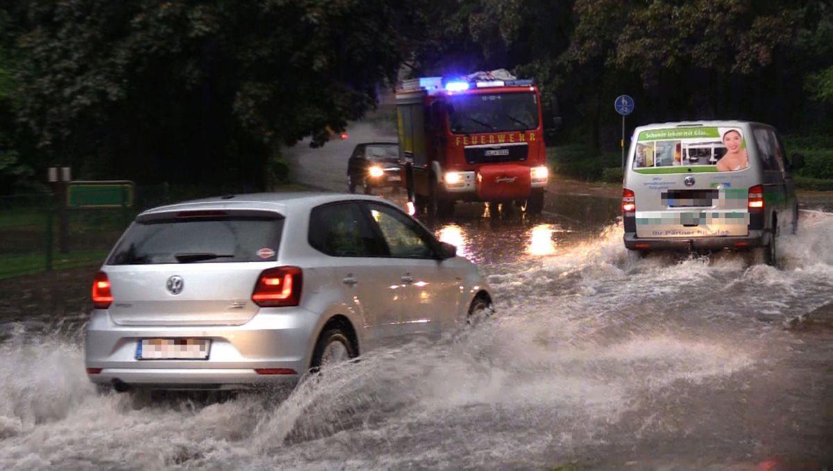 In Delmenhorst und Umgebung standen viele Straßen unter Wasser.  