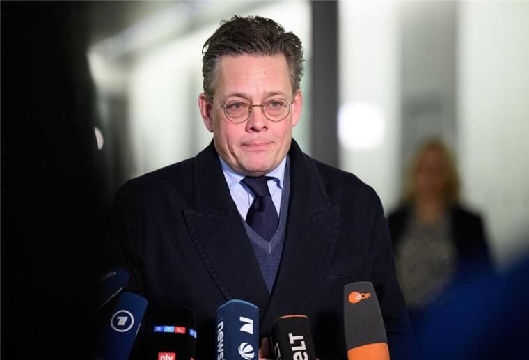 Harald Schmidt verteilt Modenoten an Politiker In den Augen von Harald Schmidt ist Konstantin von Notz der bestangezogene Politiker im Deutschen Bundestag. (Archivbild)