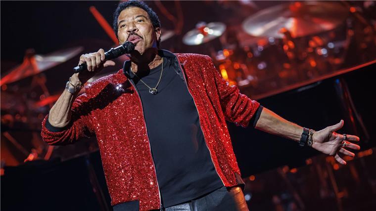 Lionel Richie gibt 2025 fünf Konzerte in Deutschland In den letzten Jahren trat Lionel Richie auf vielen Festivals auf. 2025 gibt er auf seiner Europa-Tournee fünf Konzerte in Deutschland.