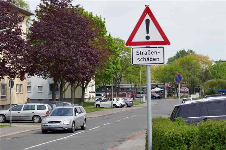 In der Auerstraße sollen die Schäden mit einer neuen Asphaltdecke behoben werden.