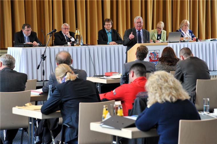 In der Bremerhavener Stadtverordnetenversammlung soll vorerst keine Aktuelle Stunde eingeführt werden. Foto Scheschonka