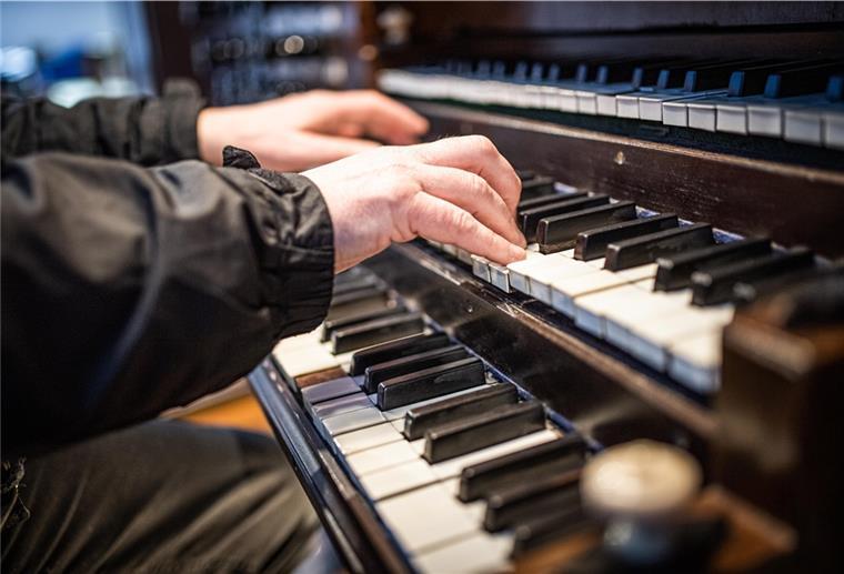 In der Christuskirche werden Orgel und Klavier bei einem Konzert am Sonntag, 21. November, gleichzeitig gespielt. 