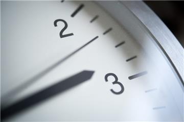 In der Nacht zum Sonntag wird die Uhr zurück auf Winterzeit gestellt.