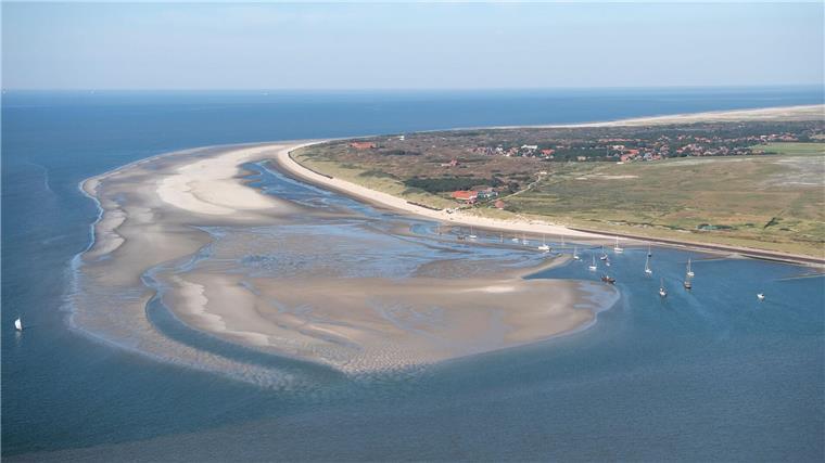 In der Nordsee vor Spiekeroog sollte die Übergabe erfolgen. (Archivbild)