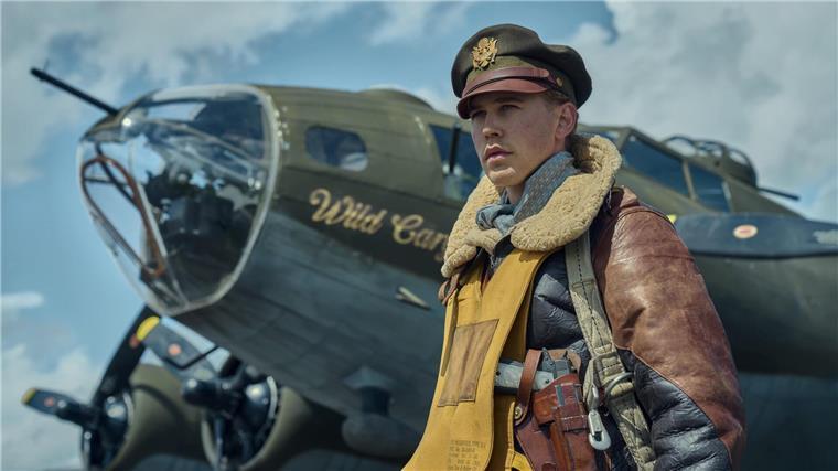 Mit Glamour und Grusel ins neue Jahr – Sechs Streamingtipps: In der Piloten-Serie „Masters of the Air“ auf Apple TV+ spielt Austin Butler den Major Gale Cleven.