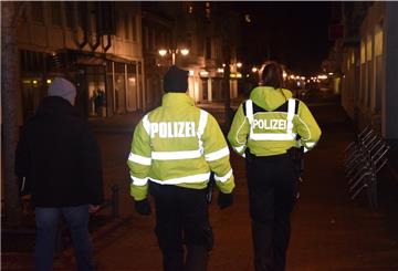 In der Region Hannover wurde die nächtliche Ausgangssperre nach einem Gerichtsurteil aufgehoben.