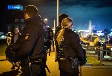In der Silvesternacht von 2023 auf 2024 sind in Leherheide Feuerwehrleute und Polizisten angegriffen worden.