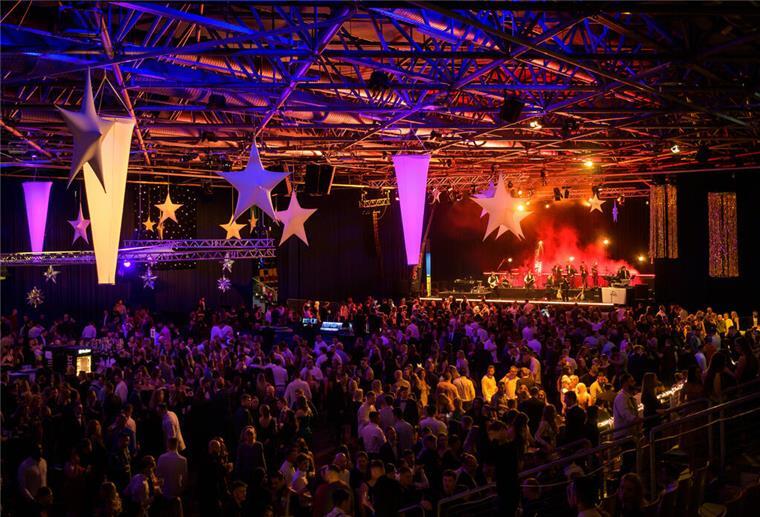 Nicht mehr so lange warten: Noch gibt es Karten für den Weihnachtszauber In der Stadthalle wird beim Weihnachtszauber ordentlich was los sein.