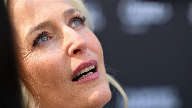 Gillian Anderson brilliert in „Der Salzpfad“ In der Verfilmung des gleichnamigen Buches „Der Salzpfad“ von Raynor Winn begeistert Gillian Anderson mit ihrer beeindruckenden Schauspielleistung. (Archivbild)