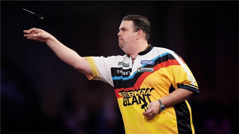 Aus bei Darts-WM: Profi Clemens chancenlos im Ally Pally In der zweiten Runde der Darts-WM hatte Clemens keinen Erfolg.
