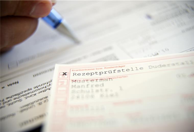 Gefälschtes Rezept: Festnahme in Geestemünder Apotheke In Geestemünde ist ein Mann mit einem gefälschten Rezept aufgefallen.