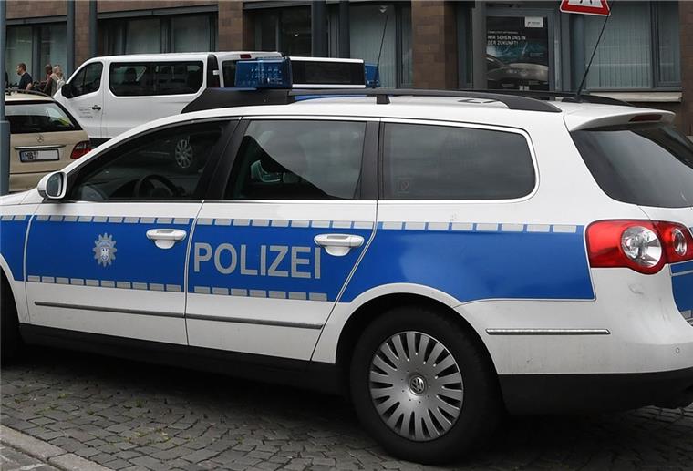 Einbruch in Verbrauchermarkt in Geestland In Geestland hat ein Mann versucht in einen Verbrauchermarkt einzubrechen.