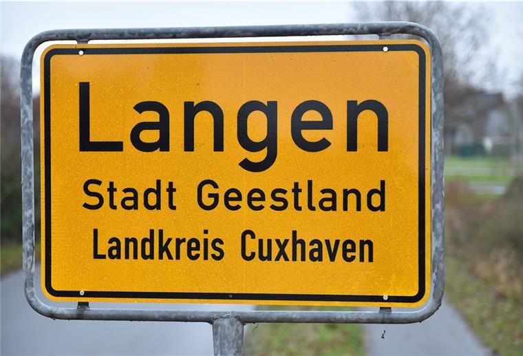 Ortseingangsschild von Langen (Niedersachsen)