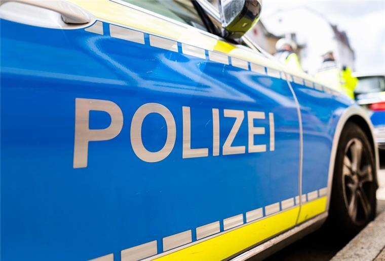 Zwei Kinder sterben bei Verkehrsunfall: Illegales Autorennen? In Hannover kam es zu einem Unfall, bei dem zwei Kinder starben.
