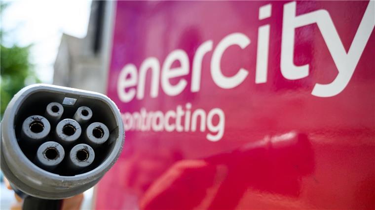 Enercity investiert Milliarden Euro in Energiewende In Hannover soll das bundesweit dichteste Netz an Strom-Tankstellen entstehen.