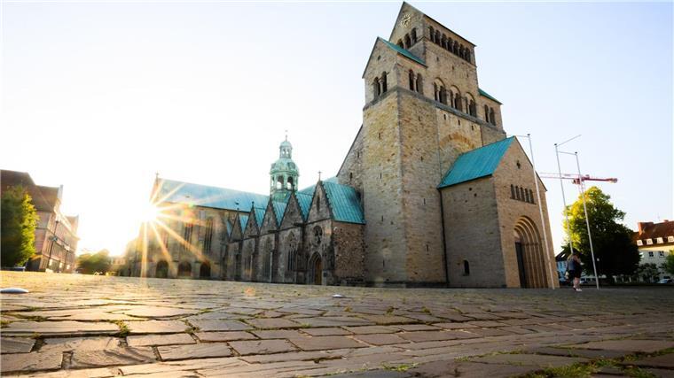 Zivilprozess zu Missbrauchsfall am Bistum Hildesheim beginnt In Hildesheim muss sich das Landgericht um die Schmerzensgeldforderung eines Missbrauchsopfers gegen das katholische Bistum kümmern. (Archivbild)