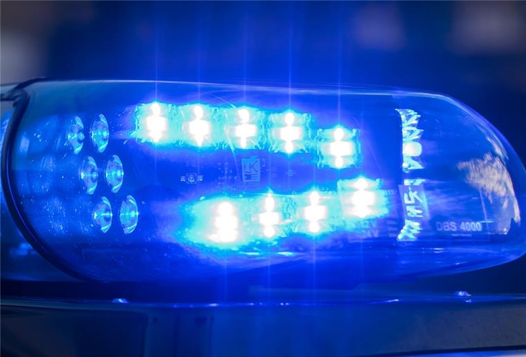 Lehe: Randalierer droht Polizisten mit dem Tod In Lehe wurde ein Randalierer festgenommen.