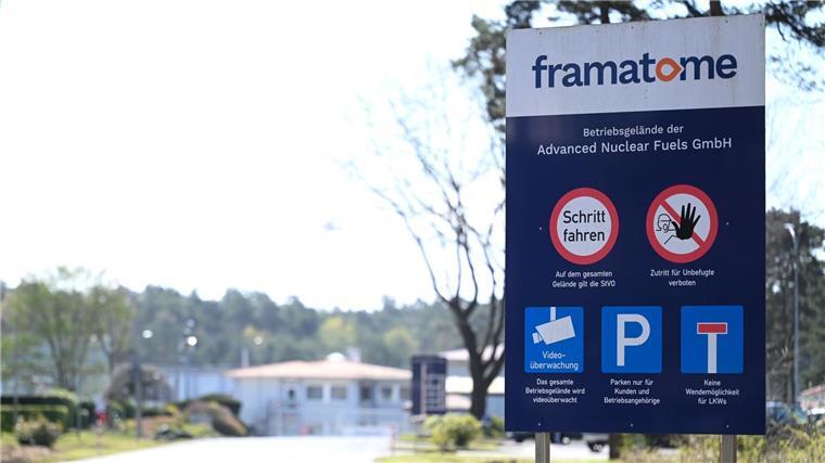 Demo gegen russische Beteiligung an Brennelementfertigung In Lingen könnte ein russischer Atomkonzern ein Joint Venture mit der dortigen Brennelementefabrik eingehen. Dagegen protestieren zahlreiche Anti-Atomgruppen. (Archivbild)