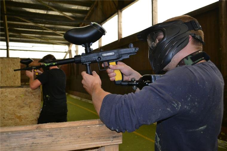 Paintball-Anlage in Loxstedt eröffnet In Loxstedt kann jetzt Paintball gespielt werden.