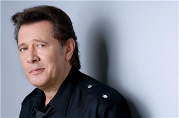 In mehr als 400 Folgen der ARD-Serie "Großstadtrevier" sorgte Jan Fedder als Polizeioberkommissar Dirk Matthies für Recht und Ordnung auf dem Kiez - immer mit einem großen Herz für die Schwächeren.  