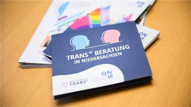 Hunderte Personen ändern Geschlechtseintrag und Vornamen In Niedersachsen wird die Beratung zum Thema Trans verstärkt nachgefragt.