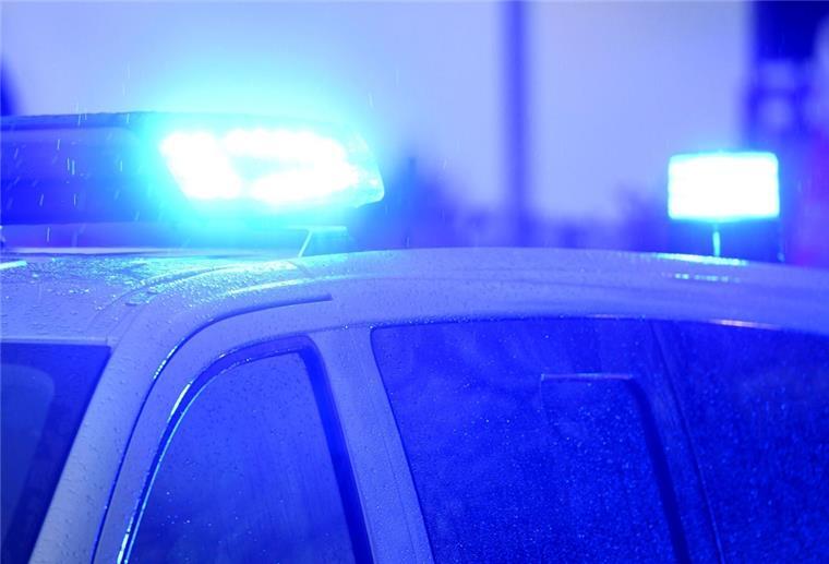 Großeinsatz in Nordhorn: Mann fuchtelt mit langem Messer Blaulicht