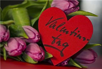 Blumen und ein Herz "Valentinstag"