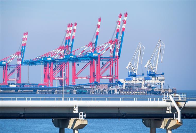 Landesbetrieb stimmt LNG-Terminal-Baumaßnahme in Wilhelmshaven zu In Wilhelmshaven soll ein Terminal für Flüssigerdgas (LNG) entstehen.